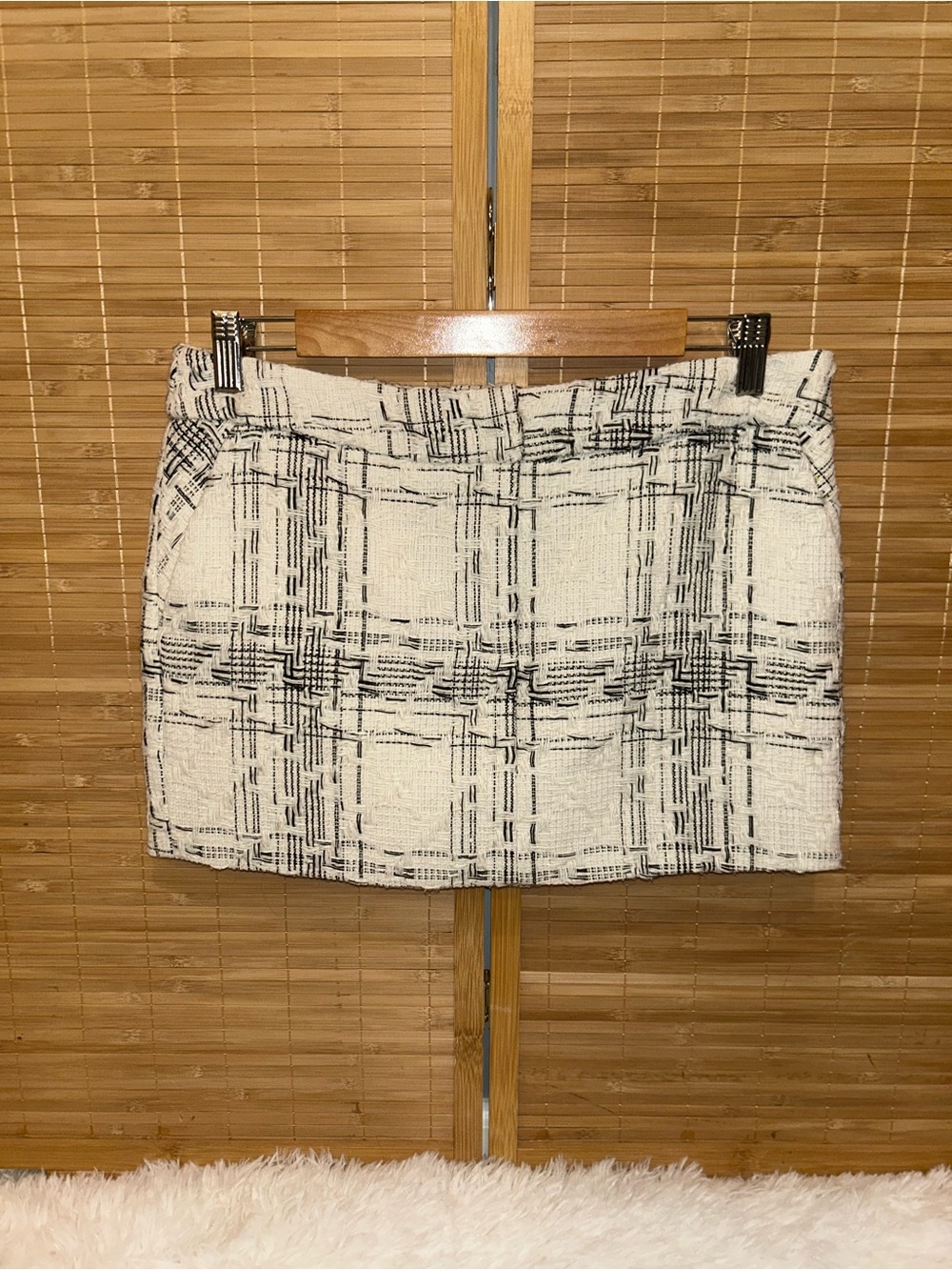 Forever 21 white and black check tweed mini skirt NWT woman’s size medium